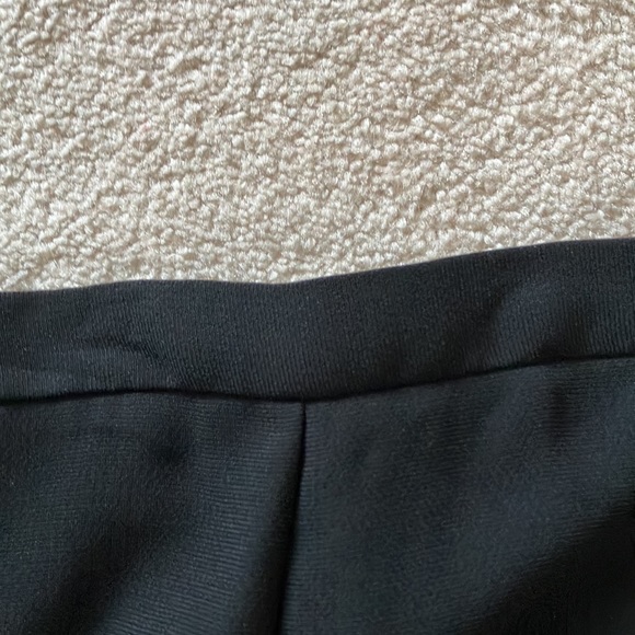 Ladies Black Suit Jacket and Pants. Size 12 Machine Washable. Great for travel. - Picture 5 of 7